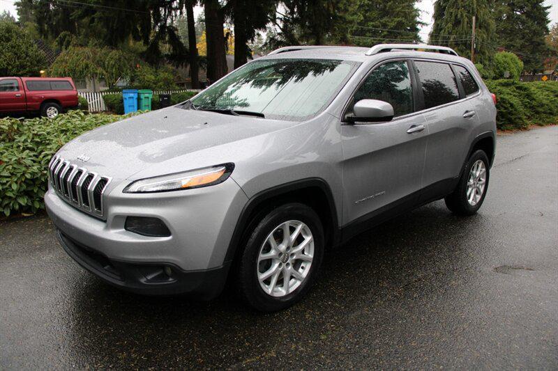 used 2014 Jeep Cherokee car, priced at $7,299