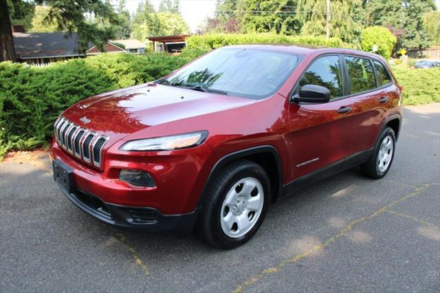 used 2015 Jeep Cherokee car, priced at $7,899