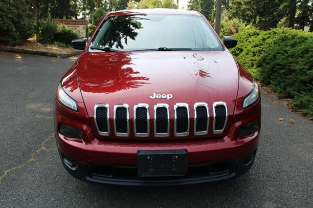 used 2015 Jeep Cherokee car, priced at $7,899