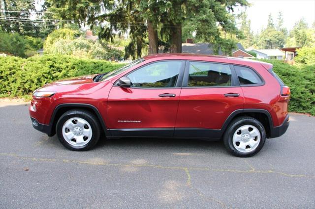 used 2015 Jeep Cherokee car, priced at $7,899