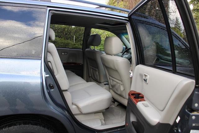 used 2006 Toyota Highlander Hybrid car, priced at $8,212