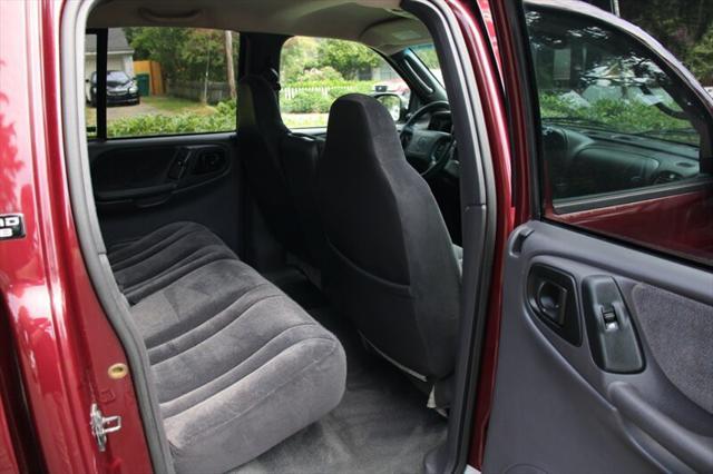 used 2000 Dodge Dakota car, priced at $9,899