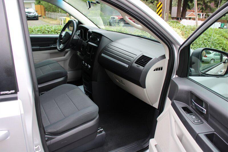 used 2009 Dodge Grand Caravan car, priced at $6,995