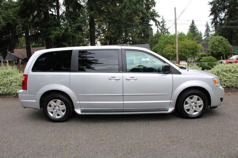 used 2009 Dodge Grand Caravan car, priced at $6,995