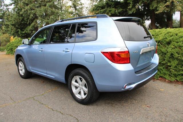 used 2008 Toyota Highlander car, priced at $10,000