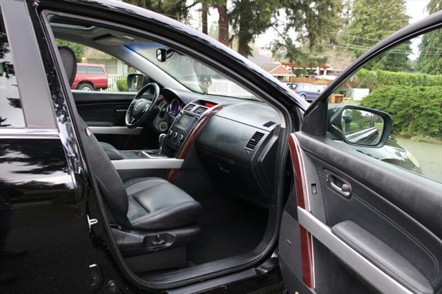 used 2009 Mazda CX-9 car, priced at $7,000