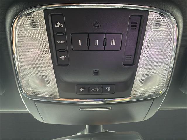 used 2015 Jeep Grand Cherokee car, priced at $10,498