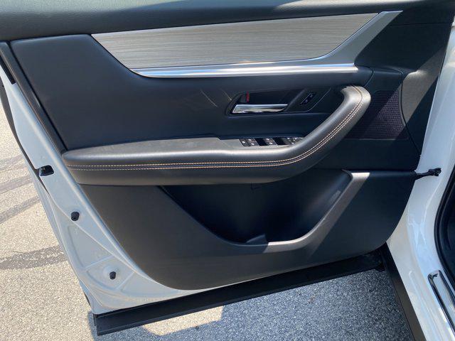 new 2025 Mazda CX-90 car, priced at $41,535