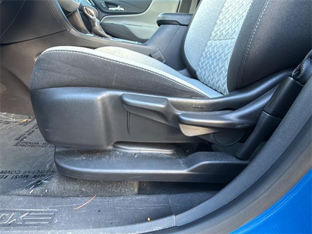 used 2024 Chevrolet Equinox car, priced at $19,099