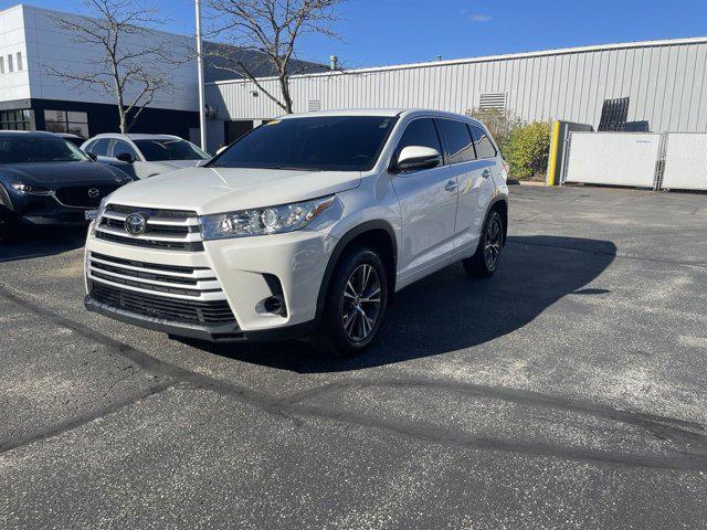 used 2018 Toyota Highlander car, priced at $22,141