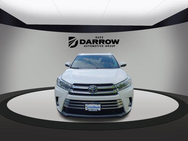 used 2019 Toyota Highlander car, priced at $26,563