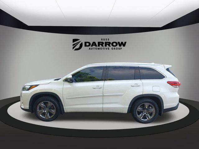 used 2019 Toyota Highlander car, priced at $26,563