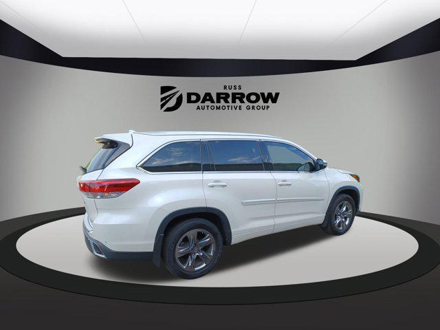 used 2019 Toyota Highlander car, priced at $26,563