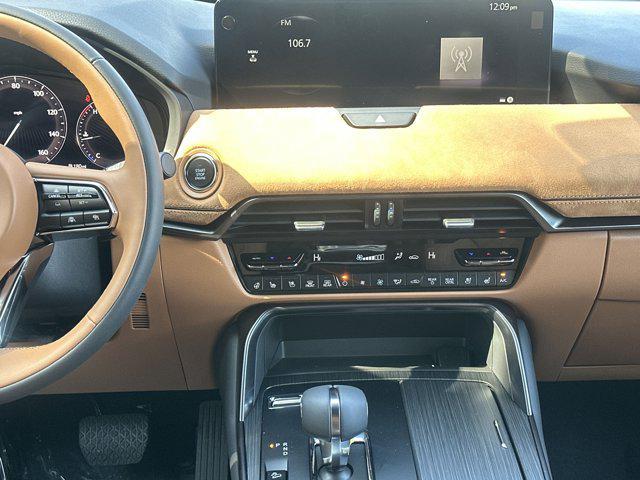 new 2025 Mazda CX-90 car, priced at $55,574