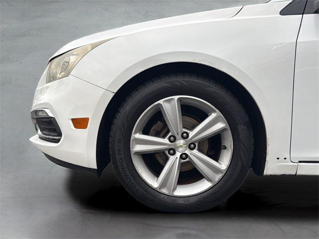 used 2015 Chevrolet Cruze car, priced at $6,805