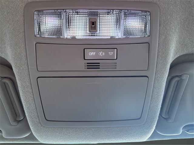 used 2013 Toyota Highlander car, priced at $13,073