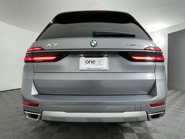 new 2025 BMW X7 car, priced at $88,575