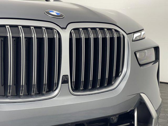 new 2025 BMW X7 car, priced at $88,575