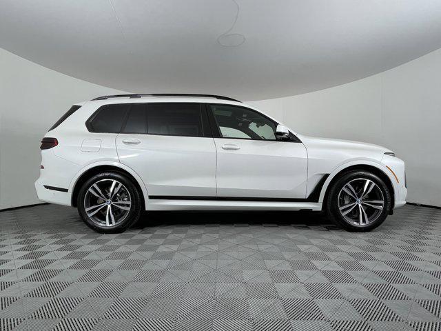 new 2025 BMW X7 car, priced at $92,775