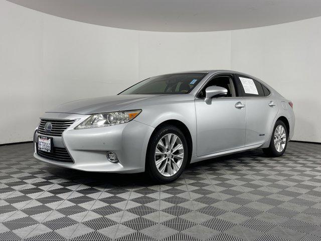 used 2015 Lexus ES 300h car, priced at $17,500