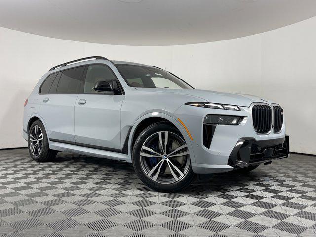 new 2025 BMW X7 car, priced at $114,805