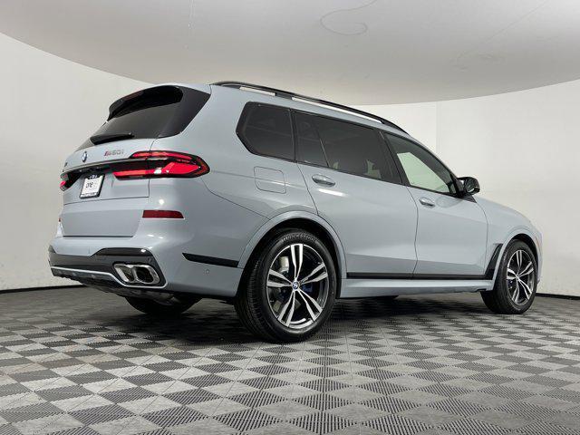 new 2025 BMW X7 car, priced at $114,805