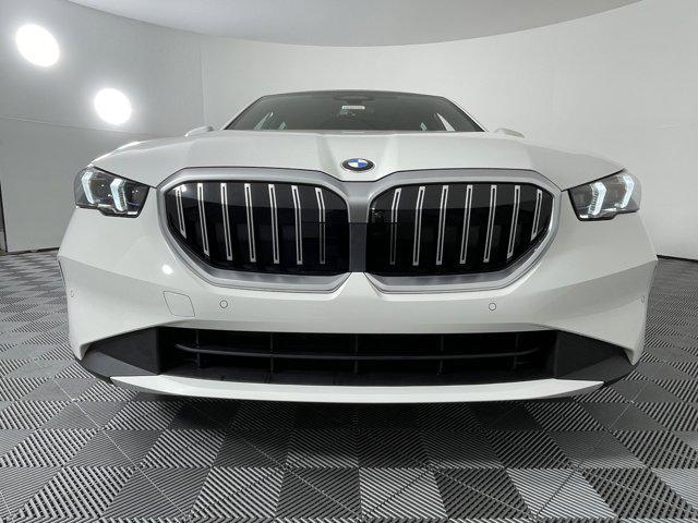 new 2024 BMW 540 car, priced at $71,545