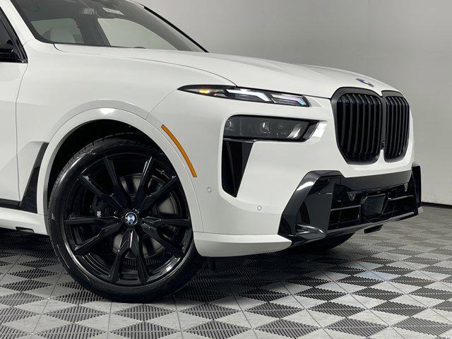 new 2025 BMW X7 car, priced at $91,660