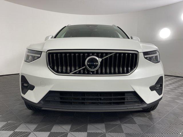 used 2024 Volvo XC40 car, priced at $27,971