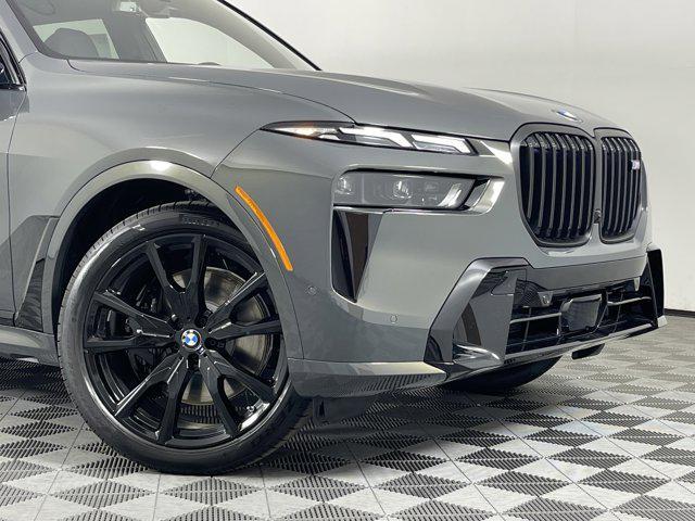 new 2025 BMW X7 car, priced at $118,670