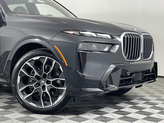 new 2025 BMW X7 car, priced at $95,010