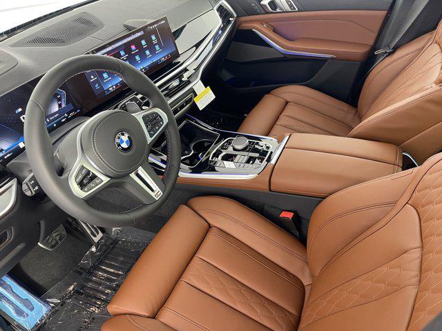 new 2025 BMW X7 car, priced at $118,640