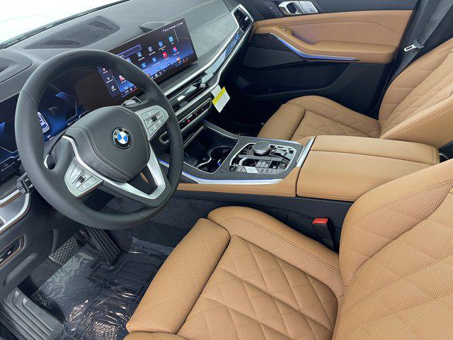new 2026 BMW X7 car, priced at $89,815