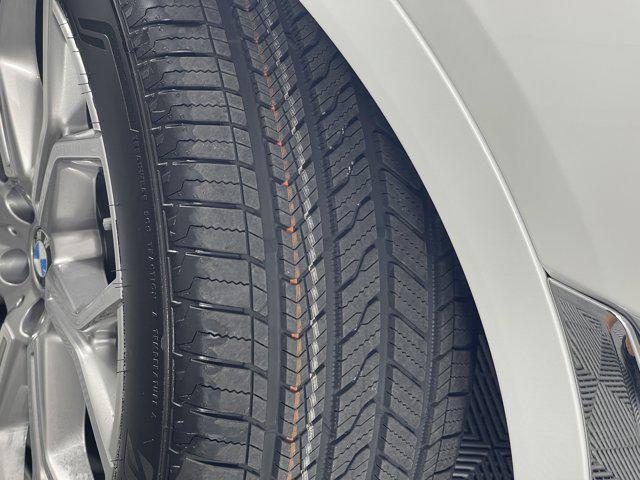 new 2026 BMW X7 car, priced at $89,815