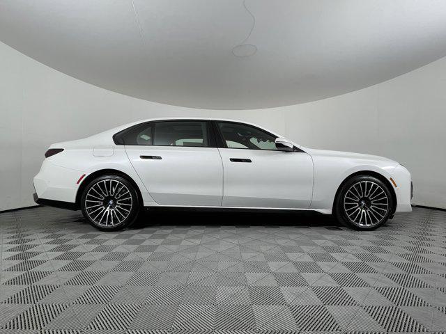 new 2025 BMW 760 car, priced at $132,125