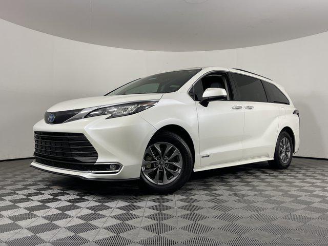 used 2021 Toyota Sienna car, priced at $36,447