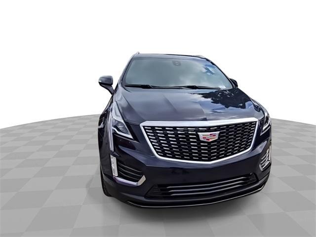 new 2025 Cadillac XT5 car, priced at $45,835