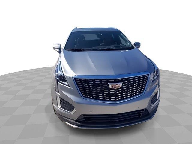 new 2025 Cadillac XT5 car, priced at $54,770