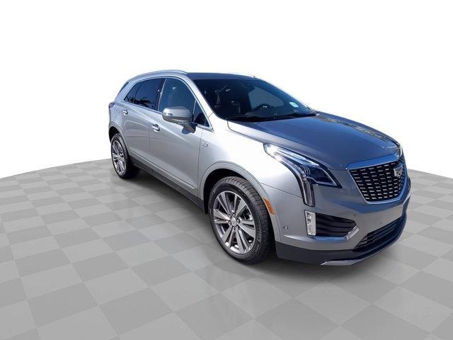 new 2025 Cadillac XT5 car, priced at $54,770