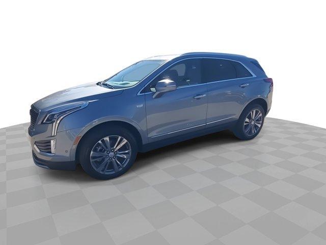 new 2025 Cadillac XT5 car, priced at $54,770