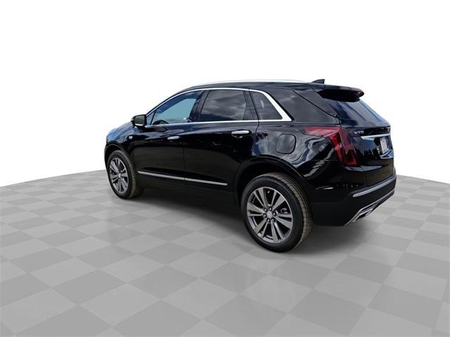 new 2025 Cadillac XT5 car, priced at $57,635