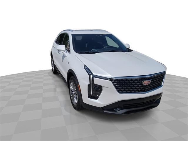 new 2025 Cadillac XT4 car, priced at $43,915