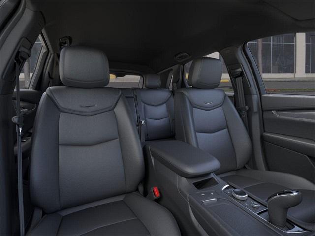 new 2025 Cadillac XT5 car, priced at $40,724