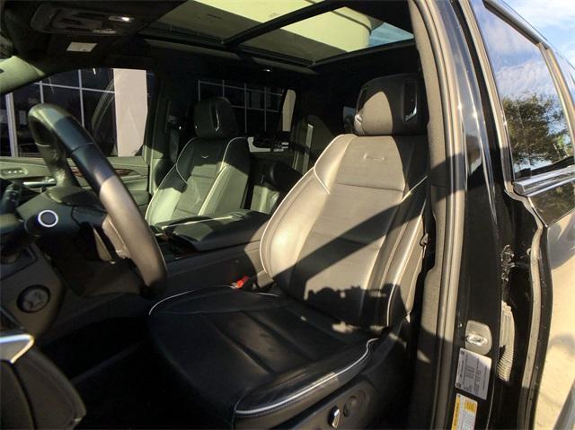 used 2022 Cadillac Escalade ESV car, priced at $65,500