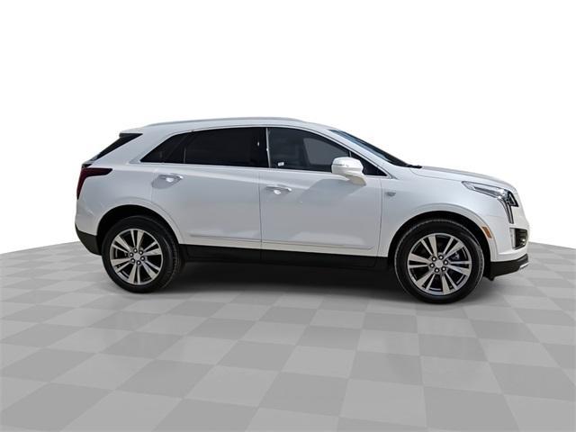 new 2025 Cadillac XT5 car, priced at $54,660