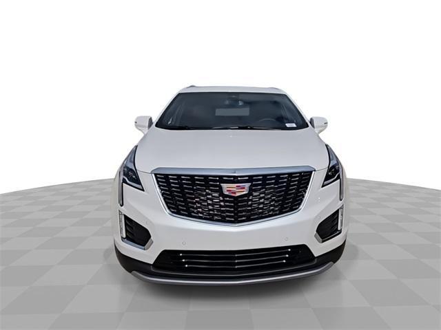 new 2025 Cadillac XT5 car, priced at $54,660