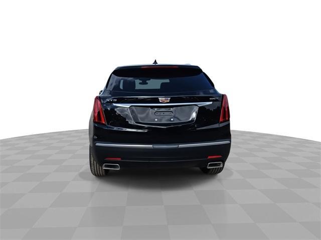 new 2025 Cadillac XT5 car, priced at $45,315