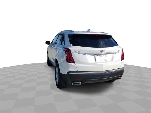 used 2024 Cadillac XT5 car, priced at $37,000