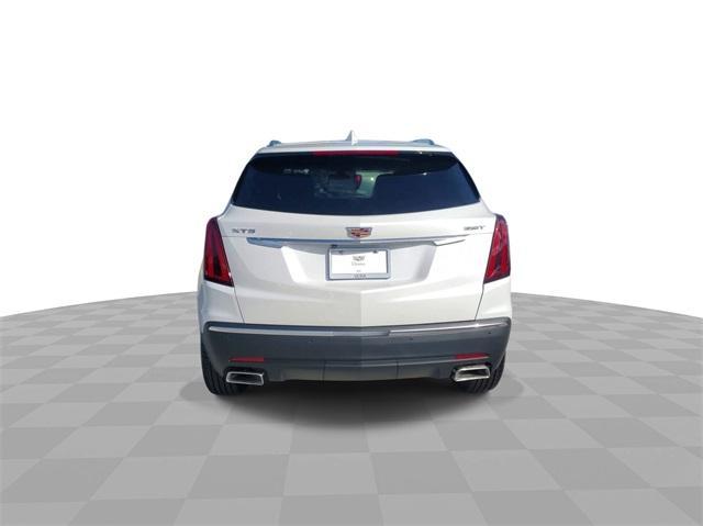 used 2024 Cadillac XT5 car, priced at $37,000