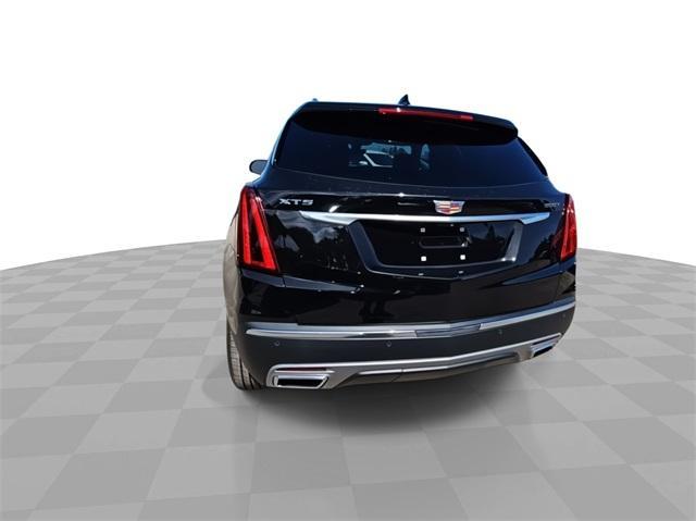 new 2025 Cadillac XT5 car, priced at $56,280